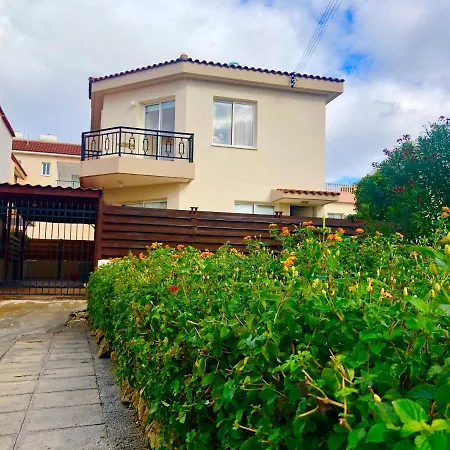 Universal Daphne 3 Bedroom In Kato Willa